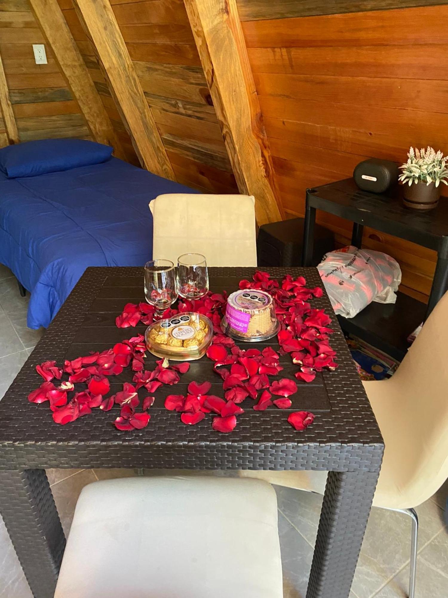 Cabanas Alpina, Romantica Y Acogedora A 10 Minutos Del Centro Tepoztlán Buitenkant foto